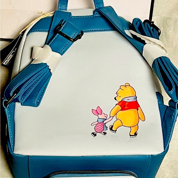 Snow Globe Pooh loungefly NWT - Picture 2 of 2